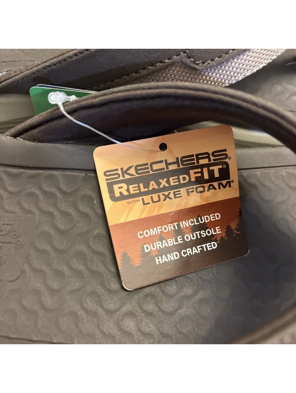 SKECHERS Relaxed Fit With Luxe Foam Brown Sandals Size 8 Men’s Flip Flops